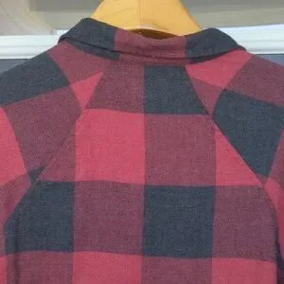 American Eagle Women's buffalo plaid oversized brushed flannel shirt size small - Picture 5 of 7